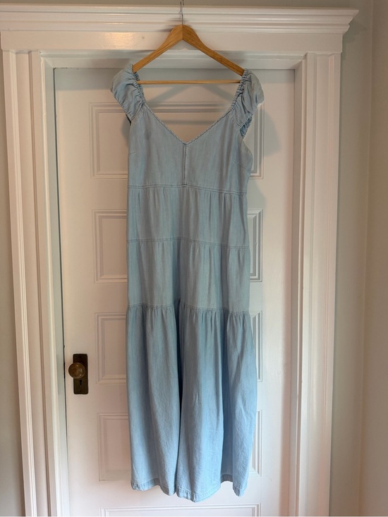 Old Navy Dresses & Skirts - Tiered Denim Maxi with Cap Sleeves